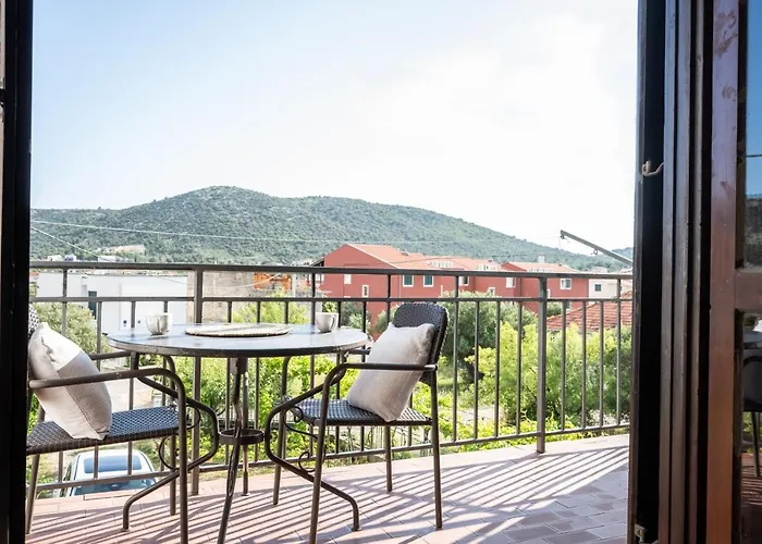 Apartment Mango Vinišće