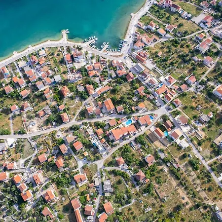 Mango Apartament Vinišće